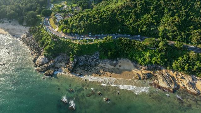 海南发布“双节”假期旅游产品优惠信息