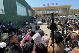因翻唱《诺言》受热捧，“菏泽郭有才”为什么就火了图片