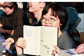 父母离世的年轻子女：既不会节哀，也没有顺变图片