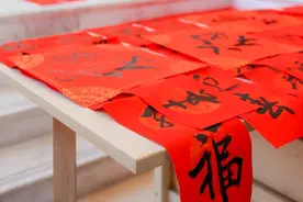 文化迎新｜唱卡拉ok，拍全家福……在上海群艺馆寻找海上年俗温情图片