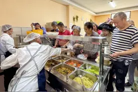 小小助老餐 惠及大民生 丰台区西罗园街道打造14家社区养老助餐点图片