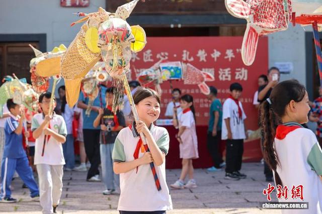 浙江文旅活力足！国潮、非遗、美食点亮各地假日生活