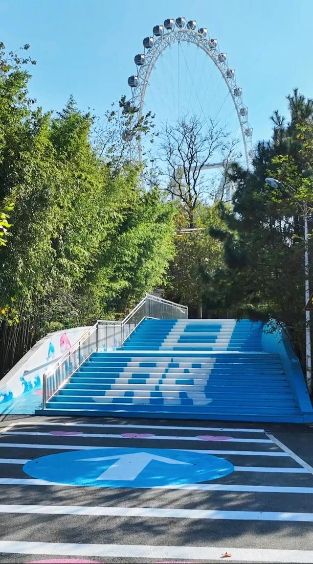 跟着影视剧去旅行｜逛日照山海盛景，品临沂红色情怀