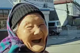 长寿之乡——山东潍坊83岁老太太自学英语 发音和方言竟然做到了完美融合毫无违和感图片
