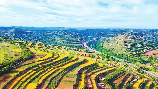 陇上地质奇观大地壮美画卷