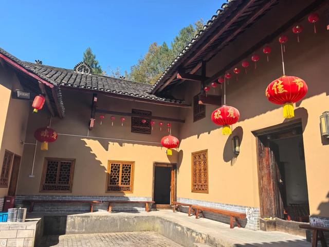 秦巴深处藏古村!朝天河的岁月肌理与烟火长卷