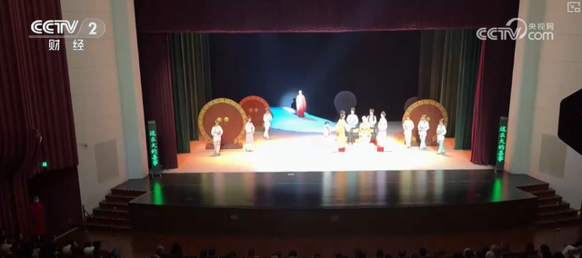 周周有演出、月月有大戏！“真金白银”优惠带旺人气 文化消费增长势头强劲