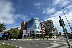 中国银行塞尔维亚人民币清算行正式开业并成功办理首笔业务图片