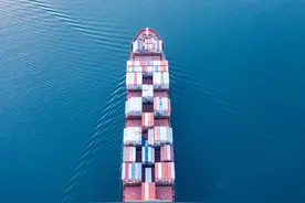 中美联合声明互降关税，航运从业者大呼“超预期”，有货代把客户电话“打爆”图片