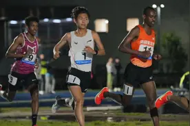 提升近20秒！王文杰创中国男子万米新纪录图片