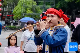 情动“三月三”：五指山民歌歌手与广西民歌歌手隔空连麦，以歌传情图片