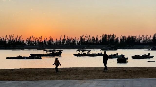 上新啦！这个滨海公园，把海景装入小镇日常→