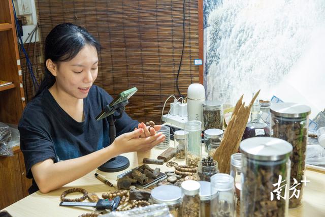 党建引领精准服务电商群体 “助播惠播”带旺电白沉香产业