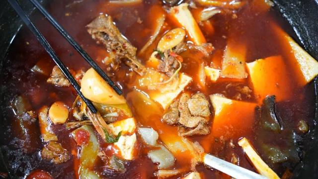 火热报名ing丨爬完山就炫雅安美食，这趟山野之旅才够味！