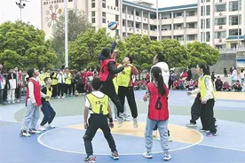 丰华一小第二届“健智杯”篮球赛开赛图片