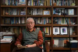 毛尖｜我们的王老师图片