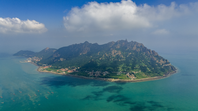 灵山岛二日游上线：乘船登岛+住海景民宿，沉浸体验海岛自然秘境
