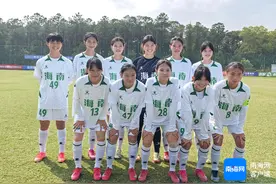 第15届全运会女足U18组资格赛开踢 海南女足赢得开门红图片