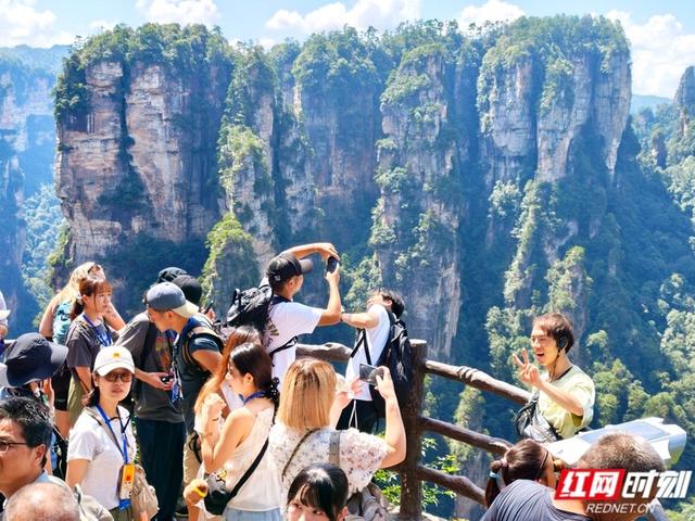 深化中日文旅交流，30余名日本青年研学长沙张家界
