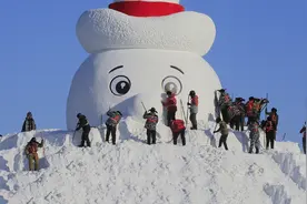 新闻1+1丨振兴东北，如何用好“冰”和“雪”？图片