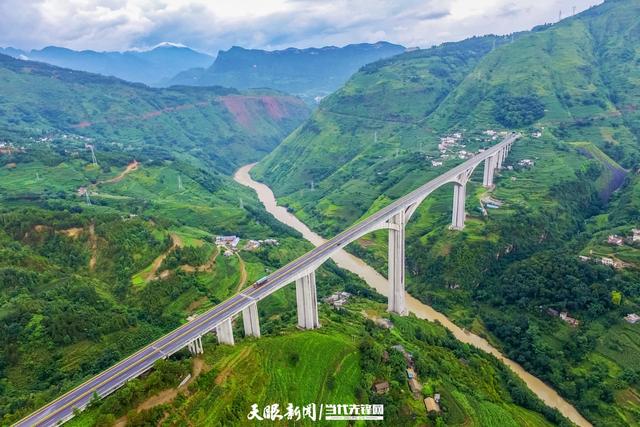 世界第一高桥｜“国家卓越工程师团队”负责人韩洪举：“蛮”出来的世界奇迹