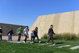 北京通州路县故城遗址举办公众考古活动图片