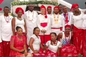 中国人在非洲当酋长：能娶4个老婆，生的儿子能继承封号，如今回到国内想继续促进中非友谊图片