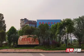 嘉禾县塘村镇：打铁的 也是铁打的图片