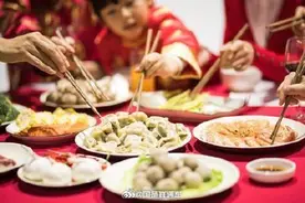 北京年夜饭包厢一厢难求 黄金时段开抢图片