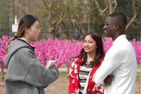 留学生看中国｜人们拥有满满的幸福感就是最大的人权视频封面