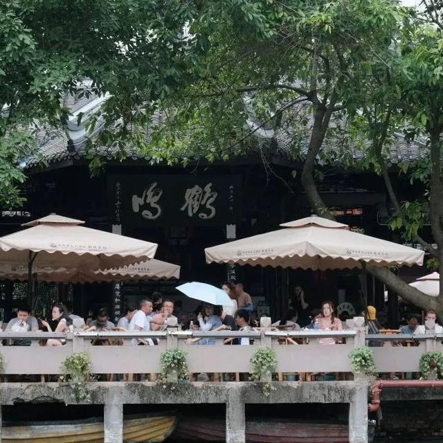 国庆中秋游览指南 | 在公园里荡起双桨~