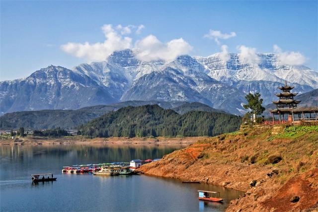 美到犯规!8座中外名山新晋“世界旅游名山”,这份攻略带你云打卡