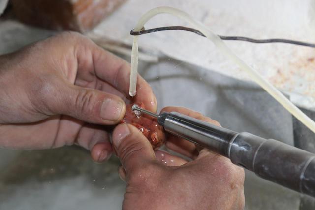 腾冲荷花镇：“温泉+”引来远方客，文旅融出新图景