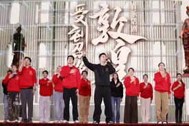 田沁鑫编剧导演、张艺兴主演，大麦联合出品音乐话剧《受到召唤·敦煌》发布图片