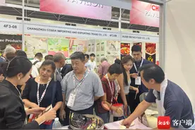 海南文昌鸡在2024年新加坡国际食品与饮料展受青睐图片