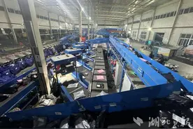 一件衣服织出5年高增速 天门快递业务量日均近90万件图片