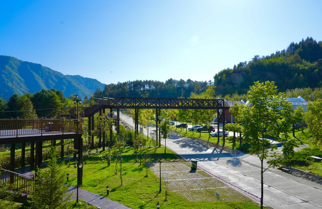 乘着高铁游白山 | 双节同庆 G331五彩边境自驾4日游