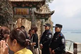 多重警力保障 昆明西山风景区连续三年未发生重大安全事故图片