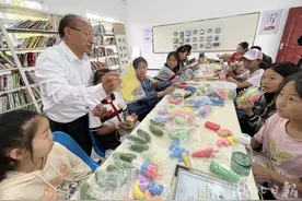 应城：书香卢庙 黄滩粉笔 来了“带货”直播图片