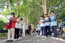 高考在即，如何轻松迎接？“蝴蝶拍”“安全岛”帮考生家长赶走焦虑紧张！图片