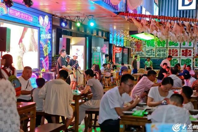 “场景”持续上新！青岛嘉年华滨海旅游休闲街区创意营销引爆暑期游