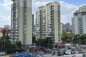 最高补偿超2000万元！上海市区两幢16层住宅拆迁，机构预测“各地新增城中村和危旧房改造并实行货币化补贴将带动住宅销售”图片