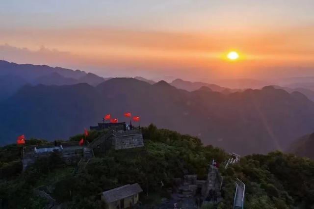 重阳登高，云上赏秋——贵州名山登高推荐榜