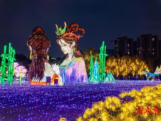 酷暑高温，夜游湖南“热”起来