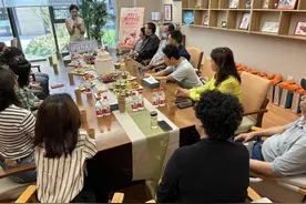 花颂母爱|一场聚会一个蛋糕，有家就有爱立颂图片