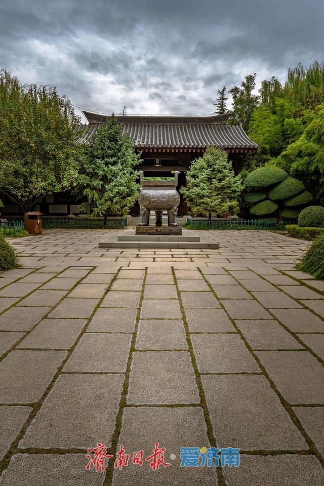 一年四季 泉在济南丨秦琼祠：济南历史文化的生动缩影