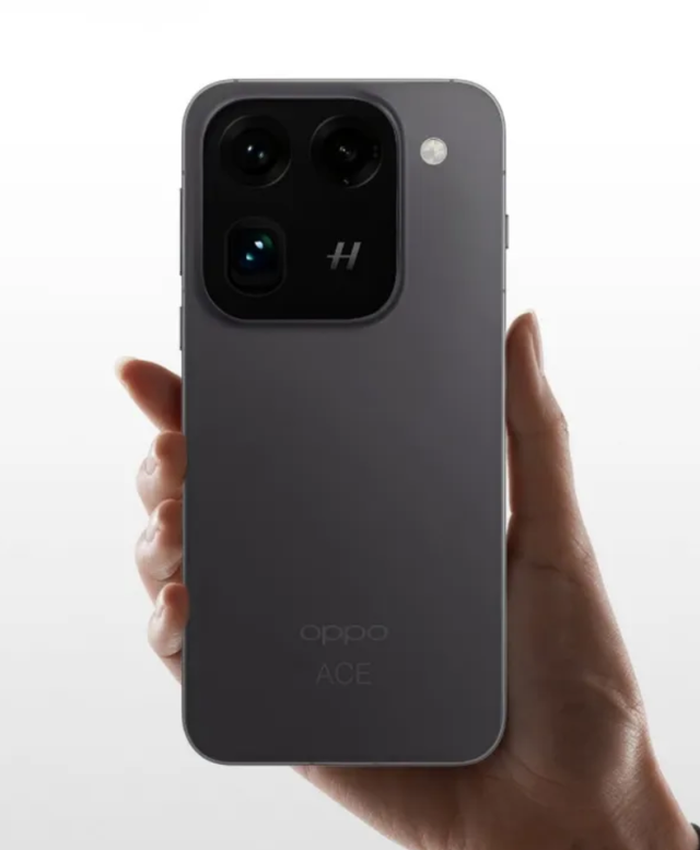 疑似 OPPO Find X9 Pro 核心规格再曝，全新 LYT-828 主摄 +7500mAh 大电池