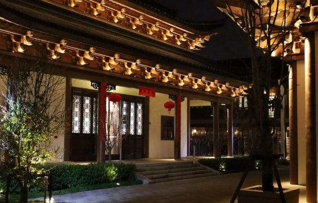 白天拍古风、晚上逛夜集市！这条老街带你穿越千年~