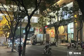 餐饮店“倒闭潮”之下：二手设备填满回收库房图片