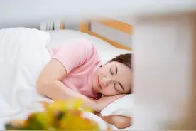 夏天室温多少度有助“入眠”？做好这4点睡得更凉爽图片